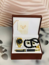 هدايا عيد الحب • ساعة ذهبية • عطر أمير العود