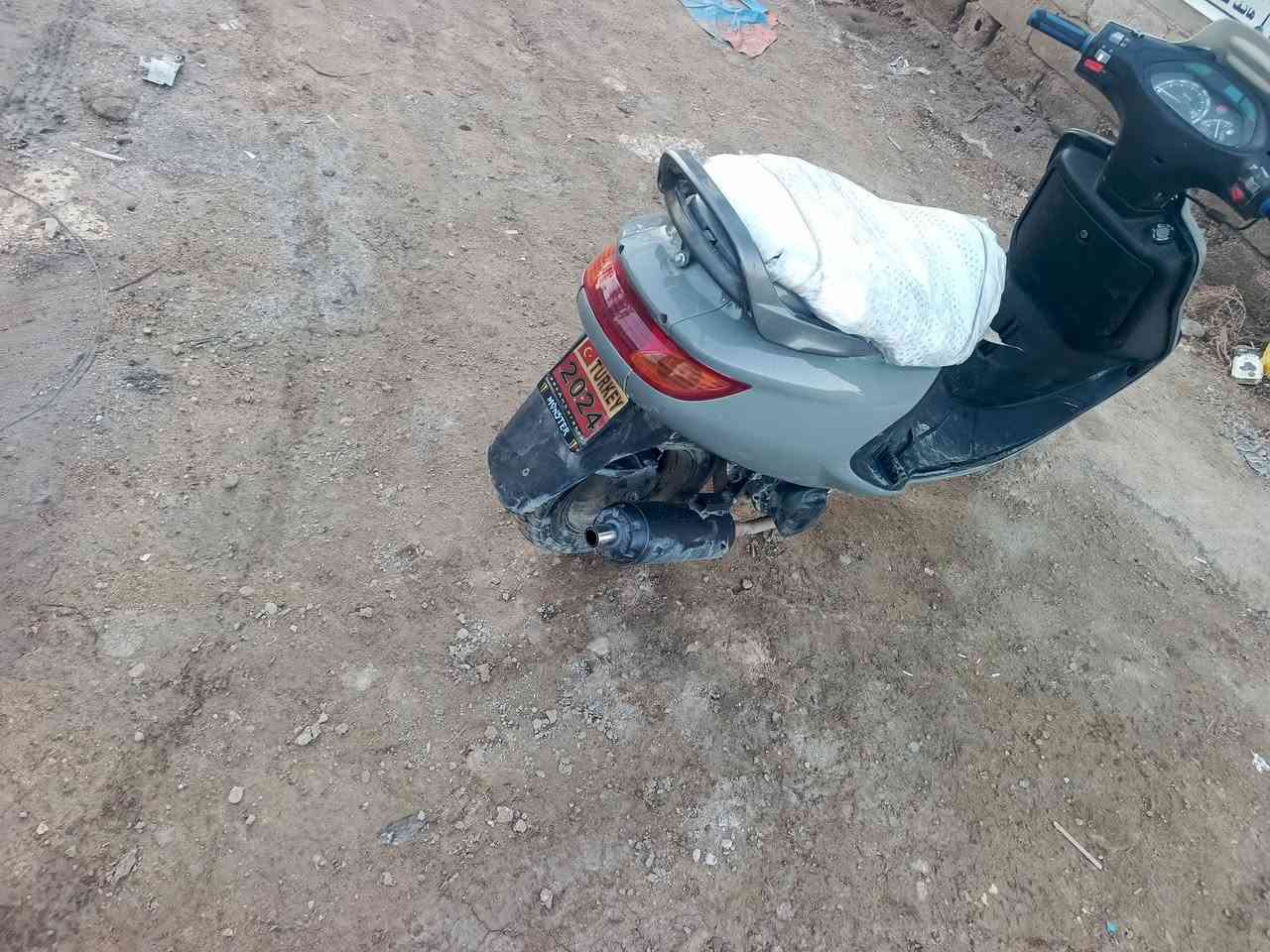 سلام عليكم دراجه فراشه البيع  مستعجل  بل بيعه لمكان نجف حريه..***********
