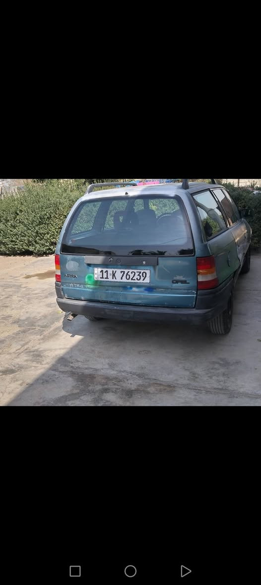 اوبل استرا موديل 93 بأسمي رقم بغداد دولي سياره بلاديه بس جارده مكينه 1600 نوزل جام الامامي كهرباء السعر 36 وبيها مجال المكان سامراء معرض الزيتون للتواصل عل الرقم ***********
