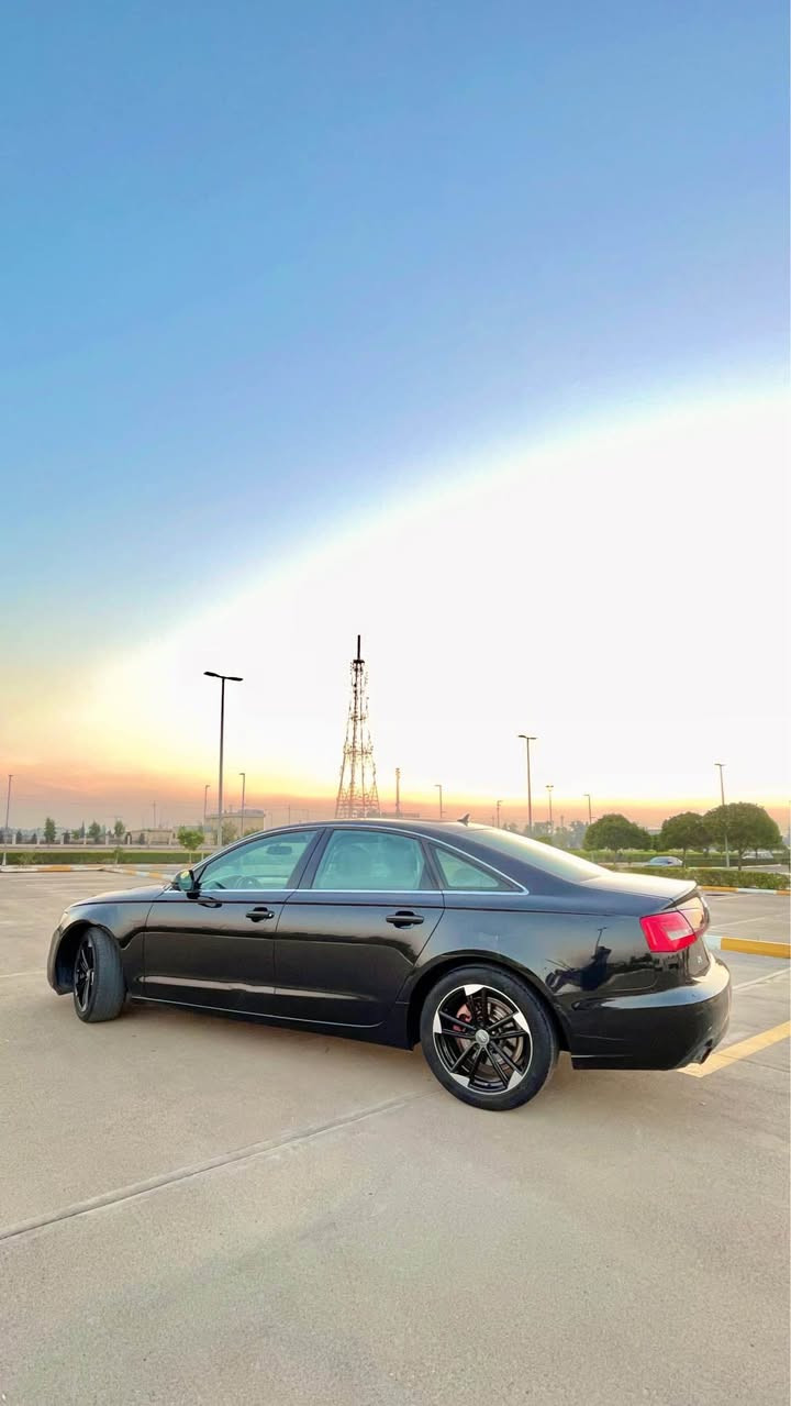 ئاودی A6 - 2012
خەلیجی سفری شەریکەی هەولێرە
گۆڕینەوەش دەکەم بە شتەک بە درم بی
٤ پارچەو نیو بۆیاغ بەبێ ژۆرێ بەبێ ئەیرباگ پێش و پشت کەپس، پێشی کامل کرایتە ٢٠١٥
گێر و مەکینە بەشەرت نەکرایتەوە بەناو کردن و بڕانەوە بەشەرت 
فوول مواسەفات بەس سلاید و کوشن هیتەر نییە
٥ مۆدی لێ خوڕین
‏( eco-comfort- auto- dynamic- individual)
لە مۆدی individual قوەتی و مۆدی گێر و مەکینە و سووکان بەخۆت دیاری دەکەی کە چ مۆدەکت دەوێ
بەسمە
برێک بەسمە
ئۆتۆ هۆڵد
ئۆتۆ ستارت ستۆپ
سەلاجە
٦ سی دی خەزن
شاشەی ناو گێچ دیجیتال
سێ گێر سپۆرت و عادی و نۆرمال گێر شەفت ( گێر لە سووکان)
سووکان ڤۆلیۆم و تەحەکوم کاملی سەر سووکانی
لایت لید لایت عەدەسە زینۆن بەرز و نزم ئۆتۆ
کوشن جلد و کارەبایی و خەزن
کوشن ١٢ حەرەکە
دەرکەکان بیلادی لیدە
لیدی بن پێیان بیلاد
گلۆپی یەدەی دەرکەی لە کاتی قفل کردن و کردنەوەی سەیارە
١٢ سەماعە
شاشە لەگە سلف دێتە دەرێ
ئاوێنە ئیشارەتی لید و هیتەر و کارەبایی و لەگە بەگ دەخەوی ئاوێنە شەفت و خەزن و دژە فوول
سێ پەردە بیلاد و پەردەی پشتەوە کارەباییە
هەر چار جام کارەبایی و ئۆتۆ سیستەمی منداڵانیشی تێدایە لۆ قفل کردن هەردوو دەرکەی پشتەوە لە دەرکەی سایەقەوە تەحەکوم دەکرێ
فلچە ئۆتۆ لەگە باران سەبر و سەریع دەکا
گێچ 300km/h
تەحدید سورعە 
حەساسی پێش و پشت کامل
تەبرید دوو بەش دەتانی بە کەیفە خۆت لایەک سارد و لایەک گەرم بکەی لە هەمان کات تەبرید مەرکەزی تەحەکومی کامل لە پشتەوە
جام شەبەح لەگە سویچ دەبتەوە و قەپات دەبی
لەکاتی ڕۆیشتن دەرکە ببتەوە ئۆتۆماتیک برێک رادەکێشی
جێی جغارەی لە هەردوو دەرکەی پشتەوە

مەکینە ٢.٠ تۆڕبۆ تەیارەیە ماشاء اللە گێری ٨ نمرەی سپۆرتی لەسەرە
پێش و و پشت کامل نوێ کرایتەوە مەسرەفی نییە نۆزل و فویل پەمپ و پلاک و کۆیل مەسفی هەمووی تازە گۆڕایە
هایدرۆلیکی گێر تازە گۆڕایە ڕوونی مەکینەی تازە گۆڕایە
بەس چامرلخی پشتەوەی سبوغەکە تەقیە پێویستی بە سبوغکردنەوە هەیە

رەقەم تەلەفۆن
***********
ڤایبەر و وەتس ئاپیشی لەسەرە أربيل, العراق
