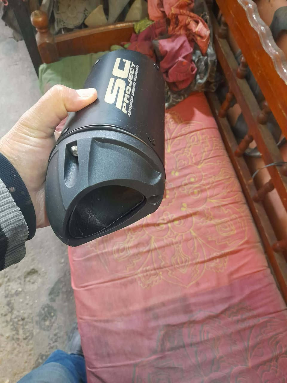 للبيع كزوز يرهم عل مطورات عنون موصل حي سكر 35الف ***********
