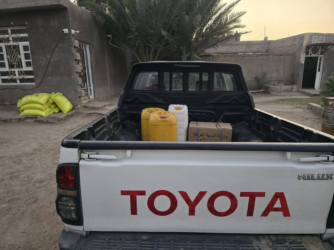 السلام عليكم تيوته البيع مديل 2013 مكفوله كفاله عامه السعر الاتصال على صاحب الرقم *********** المكان واسط
