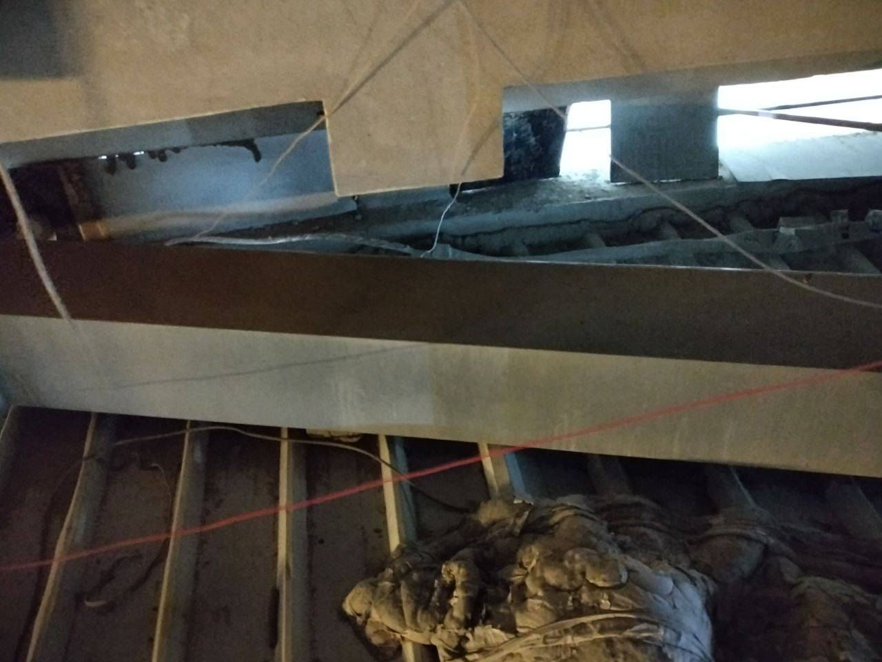 السلام عليكم
دكت مدخنة مربع ١٠ متر للبيع السعر ٤٥٠ الف 
(ملاحظة)  ( الدكت ما مستعمل او مستعمل شي قليل تكدر تجي تشوفه وتفحصه)  للاستفسار ***********
