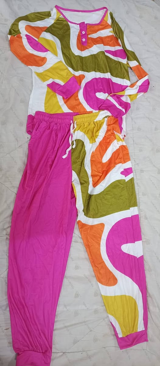 بسم الله
ملابس أطفال و نسائي ورجالي واحذيه نسائي أطفال رجالي 
العنوان مقابيل قصابة المصطفى قرب المختبر


**إذا كنت صاحب هذا الإعلان وتريد حذفه لأي سبب، رجاءا أرسل رسالة إلى الدعم الفني**