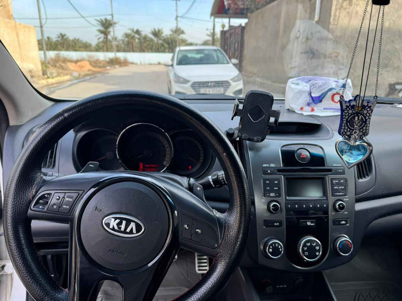 السلام عليكم
سيراتو خليجي ٢٠١٣ رقم سليمانية
بآسمي فول مواصفات مكفولة السعر 
  ١٢٠ المكان بابل . رقم التلفون 
 ***********
