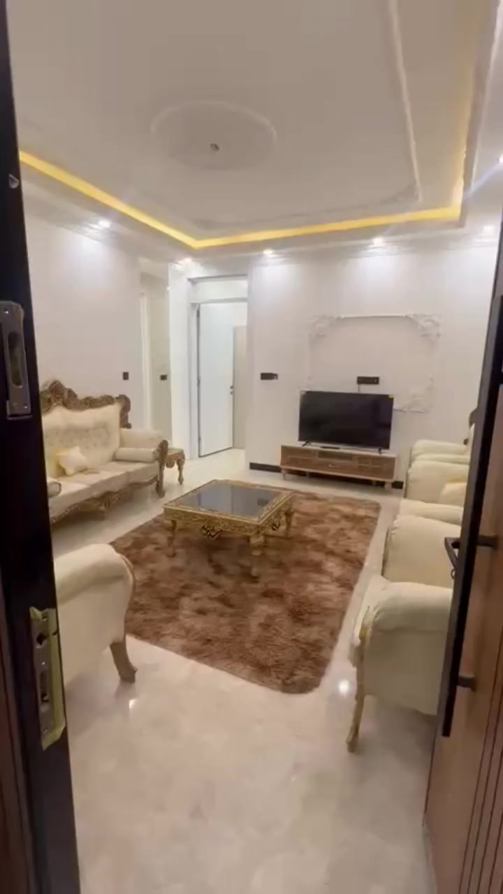 شقه ملك صرف موثث للبيع   سعر 140مليون
غرفتين وصاله ومطبخ وصحيات وبالكون
مساحه 90متر طابق ثاني مزوده بمصعد 24ساعه 
عنوان الشقه الأعظمية شارع عمر قرب مول الكوخ 
لل استفسار ‏‪***********‬‏
