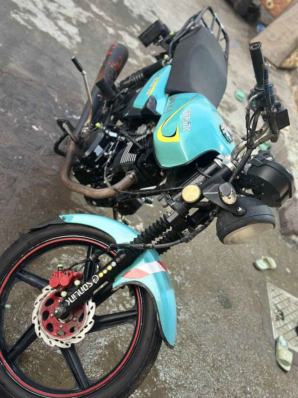 السلام عليكم شباب دراجة سونك ماكس موديل 24المكان بسماية السعر 625وبية مجال حك الجايه الشراي ينتصل***********
