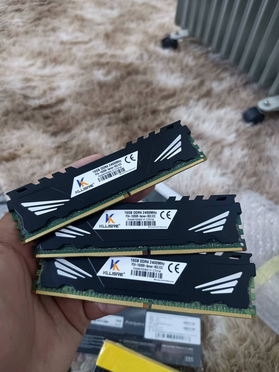 EAGET 4TB GEN 4 سرعه 7400
السعر 425 

Dismar 16GB 3200hz 
السعر 80 

Asgard RGB (8×2) 3200hz 
السعر 90 

KODAK 1TB 
السعر 75 

Kllsre 16GB server 2400hz
متوفر 3 قطع سعر القطعه 60 

JUHOR (16×2) 2666hz 
سعر القطعه الواحده 75


**إذا كنت صاحب هذا الإعلان وتريد حذفه لأي سبب، رجاءا أرسل رسالة إلى الدعم الفني**