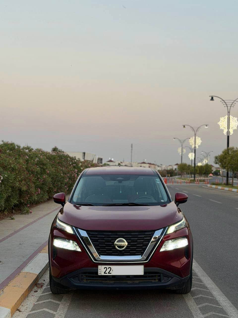Nissan rouge 2022 SV AWD                    بو فروشتن  ٣ پستن مواسةفات دةبل ئةكسل شاشة گةورة سوكان شةفت بةسمة شةغال ٤ يةدة بةسمة كوشين كارةباي گير ماوس ئوتو هولد بريك بةسمة لايت ليد بةگلايت ليد خةتي جادة تعديل سرعة راداري پيش و پشت سةيارة بةس بونيتي بوياغة بي ناوگرتن پيش و پشت كةپس ارباگ بةس سوكان  سيستةمة   ٤٠هةزار مايل روية گير و مةكينةو تةبريد و  و تةقةو رةقةو بةناوكردن غةرامة هةمووي بةشةرت بةناوي خومة سعري ١٤٢  مةجال شوين هةولير ژ.م *********** أربيل, العراق
