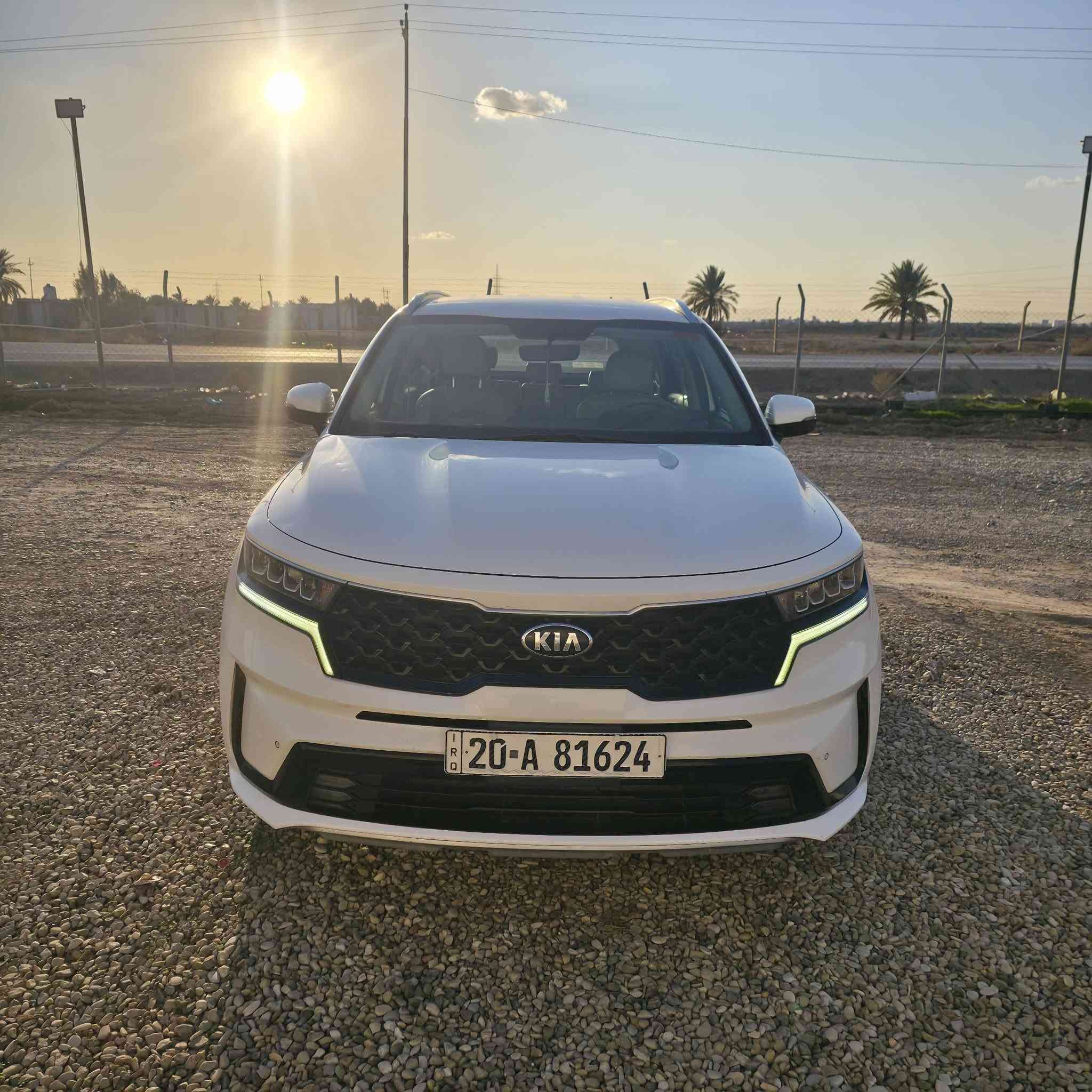 🚘 كيا سورينتو 2021
🚘 خليجي  
🚘 موديل2021
🚘 حجم المحرك V6 3.5L 
🚘 مرتبط بناقل حركة أوتو 8 نمر
🚘 يبلغ عزم الدوران 331 نيوتن / متر 
🚘 بقوة 268 حصان 
🚘 رقم ديالى
🚘 رادار
🚘 مفتاح التشغيل بصمة 
🚘 فتح الصندوق كهرباء 
🚘 دفع ثنائي FWD
🚘 اريل نفكيتر 
🚘 حساسات أمامية 
🚘 حساسات خلفية 
🚘 لايت زينون + LED 
🚘 كشافات 
🚘 بك لايت LED 
🚘 دخول بصمة ذكي 
🚘 اشارة في المرايا الجانبية 
🚘 المرايا قابلة للطي كهرباء 
🚘 ماسحة خلفية 
🚘عدد AIR BAG 2
🚘 شاشة Apple Car play 
🚘 كاميرا دوارة
🚘 الانارة الداخلية LED 
🚘 مقود جلد حياكة  
🚘 شفتات مقود 
🚘 مثبت السرعة Cruise 
🚘 المودات والاوامر الصوتية 
Bluetooth 🚘
🚘 شاحن هاتف Wireless 
🚘 مخرج منفذ الطاقة 
🚘 فحص نظام السيارة 
🚘 انارة داخلية LED محيطية 
🚘 تتسع المقصورة ل 7 ركاب
🚘 المقاعد مخمل لون أبيض 
🚘حركة المقاعد الأمامية كهرباء 
🚘 مثبت مقعد الطفل ISOFIX 
🚘 تبريد شاشة لمس مناخين منفصلين 
🚘 3 قطع تبريد 
🚘 أوضاع القيادة Drive Mode 
🚘 أوتو هولد Auto Hold 
🚘 نظام مانع الانزلاق 
🚘 نظام نزول المنحدرات 
🚘 بردات أبواب خلفية 
🚘 تطعيم الدواخل ألمنيوم 

📐 أبعاد ومقاسات السيارة📐
📏 الطول   478  cm     
📏 العرض  189  cm
📏 الارتفاع  167  cm

السعر 250 مجال بسيط جدا

للاستفسار ع الرقم ***********
العنوان بغداد الامين
