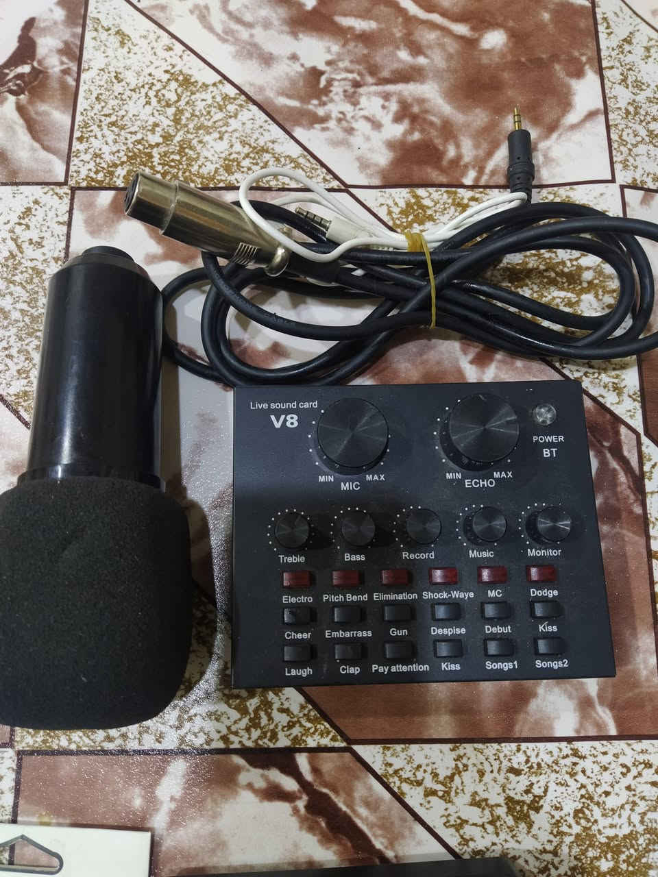 مكسرات صوت جدد السعر الواحد 25 الف  اخر 4 قطع بقت عندي


**إذا كنت صاحب هذا الإعلان وتريد حذفه لأي سبب، رجاءا أرسل رسالة إلى الدعم الفني**