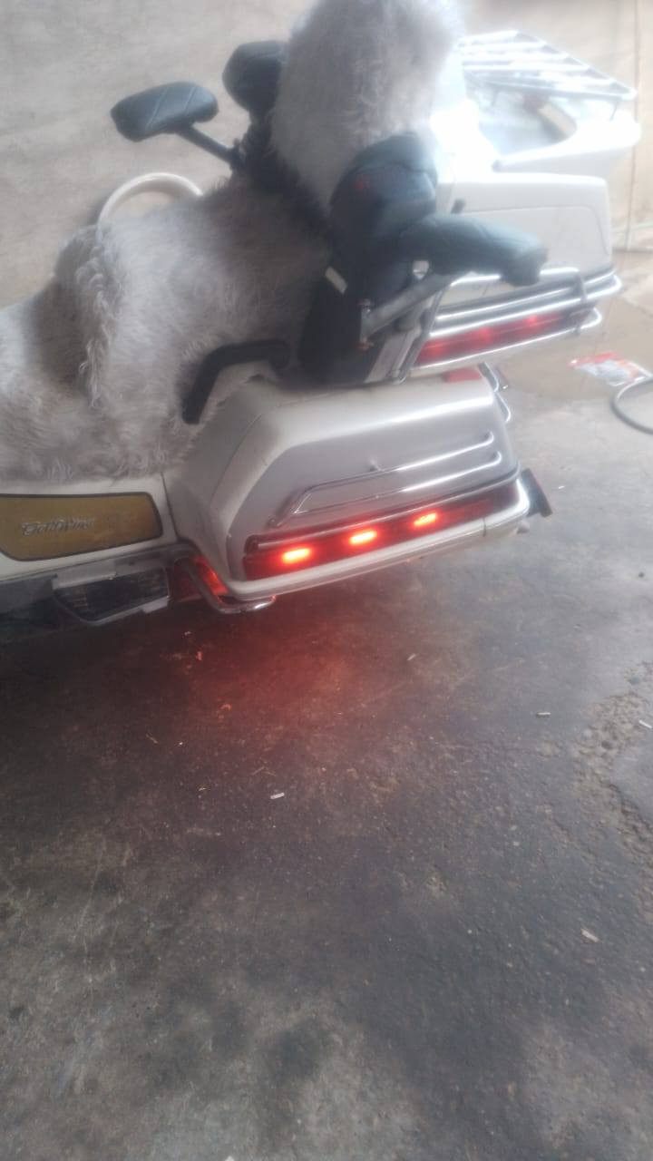 كولدن موديل ٨٨ رقم انكليزي ديالى دراجه مكفوله من محرك كير بك جك. تخم تاير نقص كاب واحد كهرباء كلهه شغاله ماناقصهه شي رقم وسنويه ثاني يوم احولك اي ستفسار خابر وتدلل ***********
