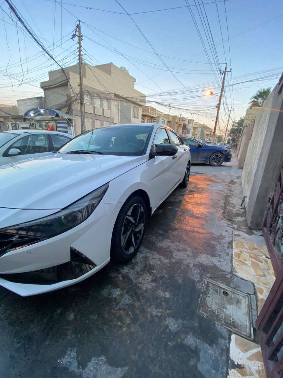 السلام عليكم 
اخوان مكلف بالنشر اتصل ع صاحب الرقم 

***********
النترا خليجي موديل 2022
محرك 2000
فول مواصفات 
العنوان بغداد حي الجهاد 
ماشية 78  km 
السعر 170 وبيه مجال
