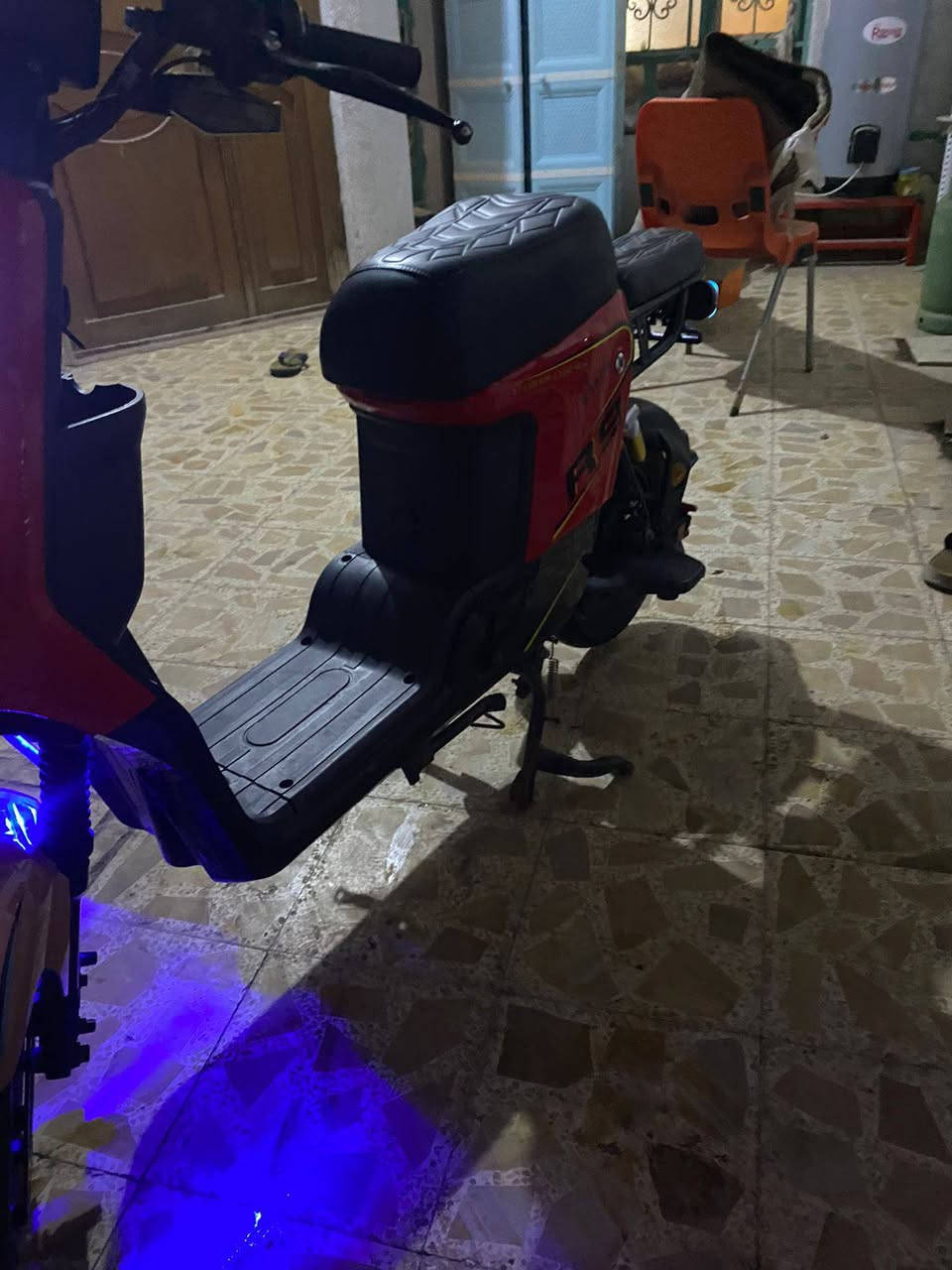 دراجه شحن R9 للبيع ب ٣٥٠ مكاني المعقل *********** واتساب
