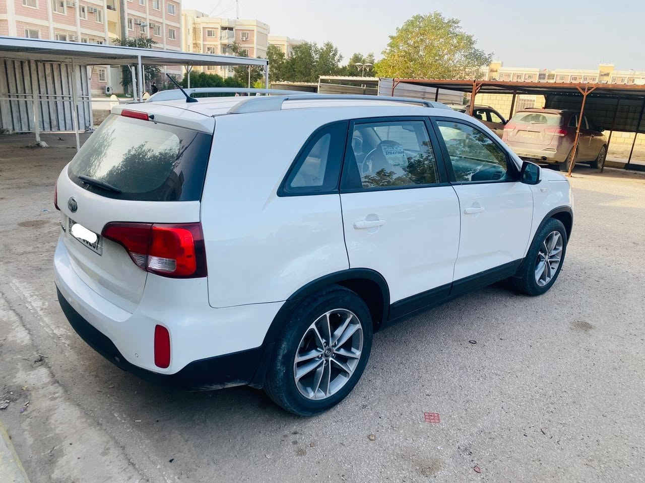 سلام عليكم للبيع كيا سورنتو خليجي ٢٠١٤ رقم اربيل الجديد محرك ٤ سلنتر ٧ راكب ٣ قطع تبريد بيها صبغ جاملخ أمامي صبغ فقط سيارة جاهزه من كلشي السعر ١٤٥ اتصال ***********
