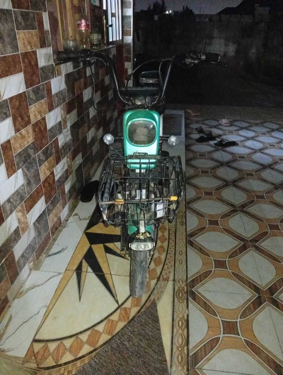 السلام عليكم للبيع بايسكل شحن كامل مابي اي نقص السعر 100:"الاستفسار" ***********
