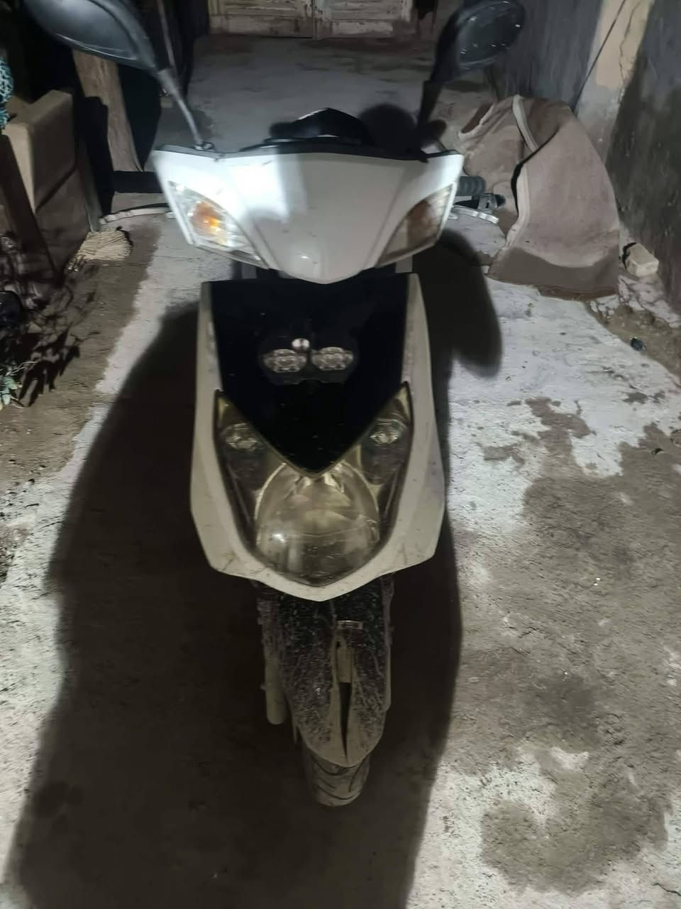 سكنز فحل نوزل كاملة نكرة سلف كهربائيات كلة شغالة بغداد ***********
