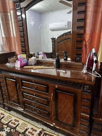 غرفة نوم • مستعملة • للبيع