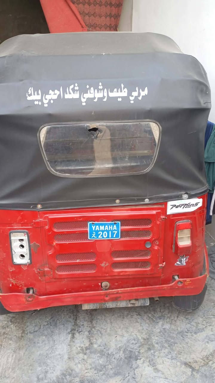 سلام عليكم تكتك البيع موديل 2017 تكتك نظيفه معمره جديد المكينه،مستحقه تجفيت مكان ديالى بلدروز السعر 3000 وبيهه مجال الستفسار***********
