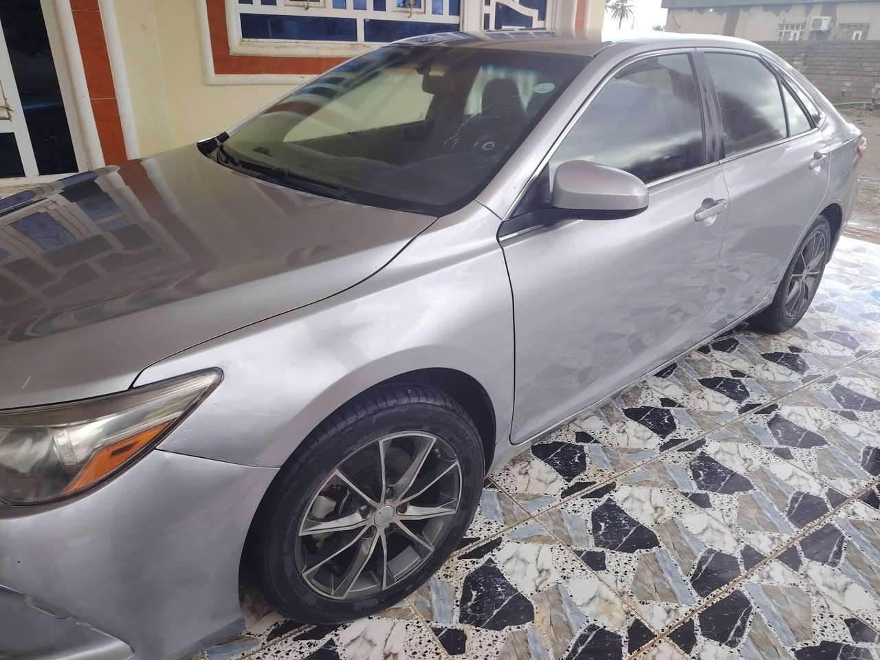 السلام عليكم للبيع كامري 16 se رقم دهوك تحويل مباشر الظرر 3 قطع بدون دواخل 145 وبيها مجال    بيجي الحجاج. ***********
