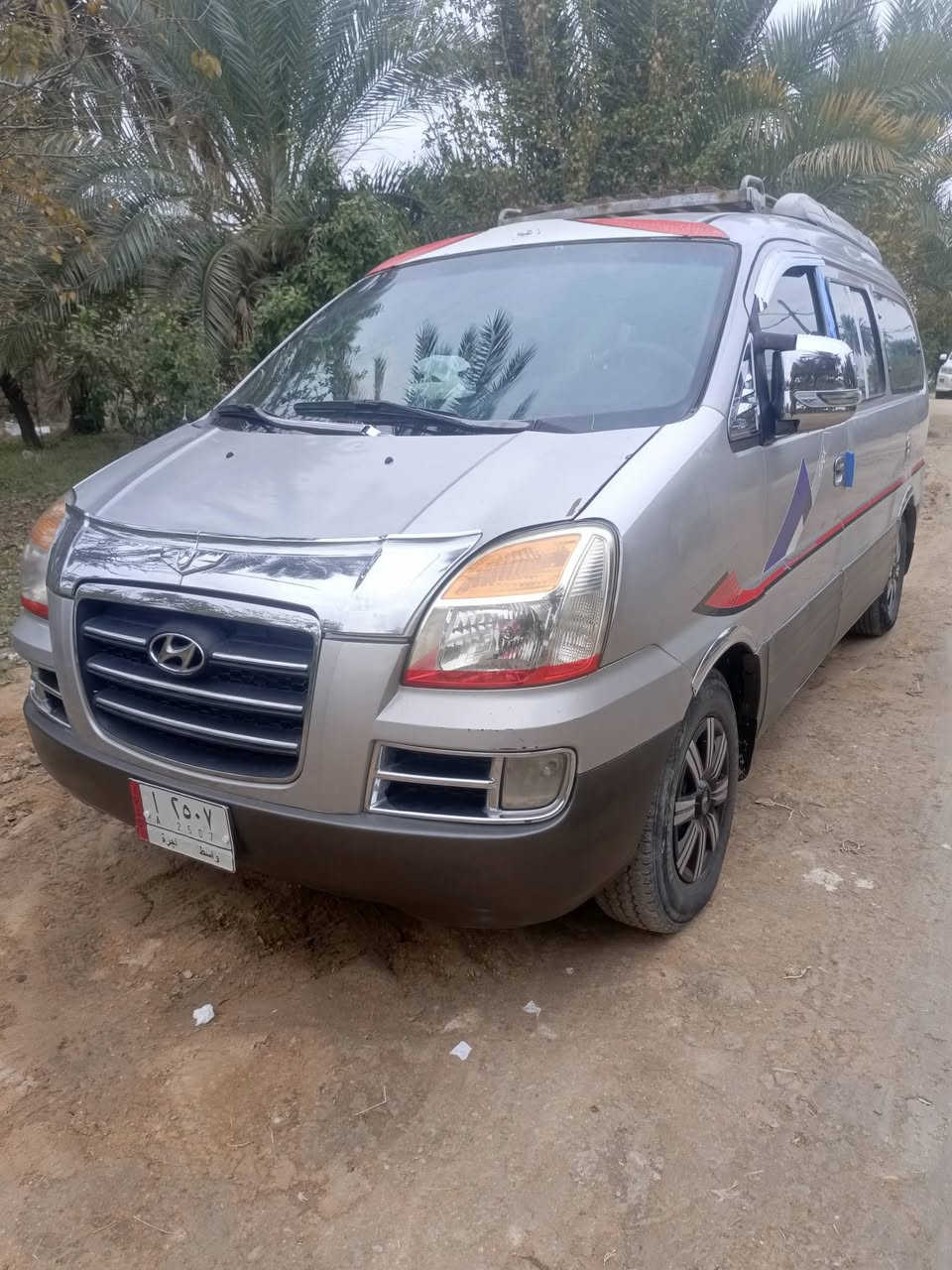 السلام عليكم ستاركس 2007
بيها جاملغ خلفي الي بجهه العبري 
وبيها تكحيلات صبغ بصيطات 
سياره جاهزه من كلشي مكينه كير اكسن جدد
حداديه تخم تاير كله جديد يعني مال جناي الاستفسا*********** العنوان دوانيه دغاره
