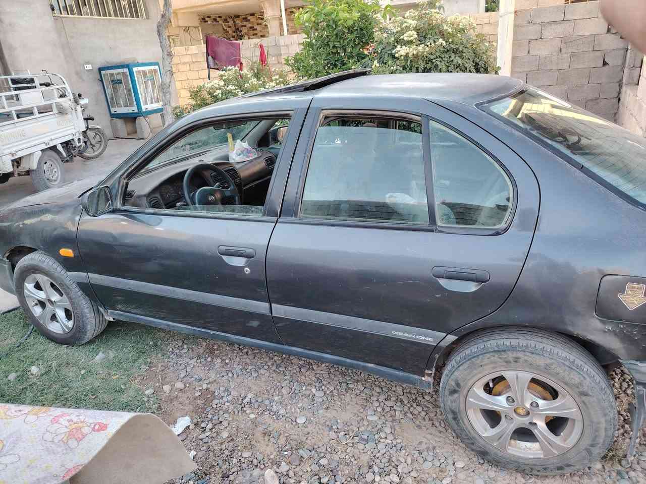السلام عليكم 
برايمرا للبيع موديل 1992 محرك 16 كير محرك شرط لاصرف ولا بخار تايرات جدد صدر نص عمر كهربائيات كلهه شغاله 
السعر 17 وبيهه مجال
مكاني الزاب  هــ/***********
