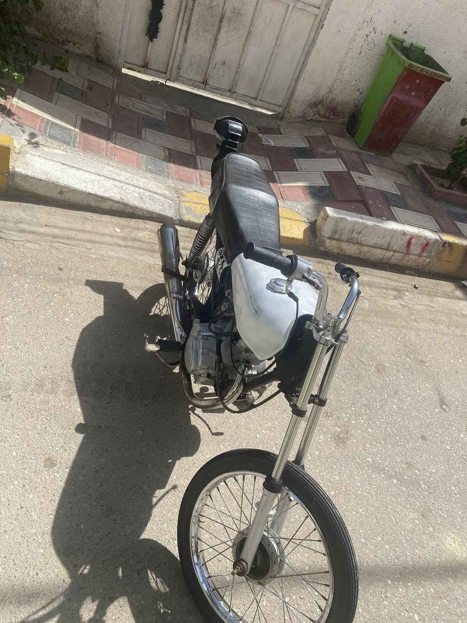 سلام عليكم نامه لبيع دراجه حلوه شعله ومعدل عوزه نقوصات قليه سعر 250 قفل قفل رقمي ***********
