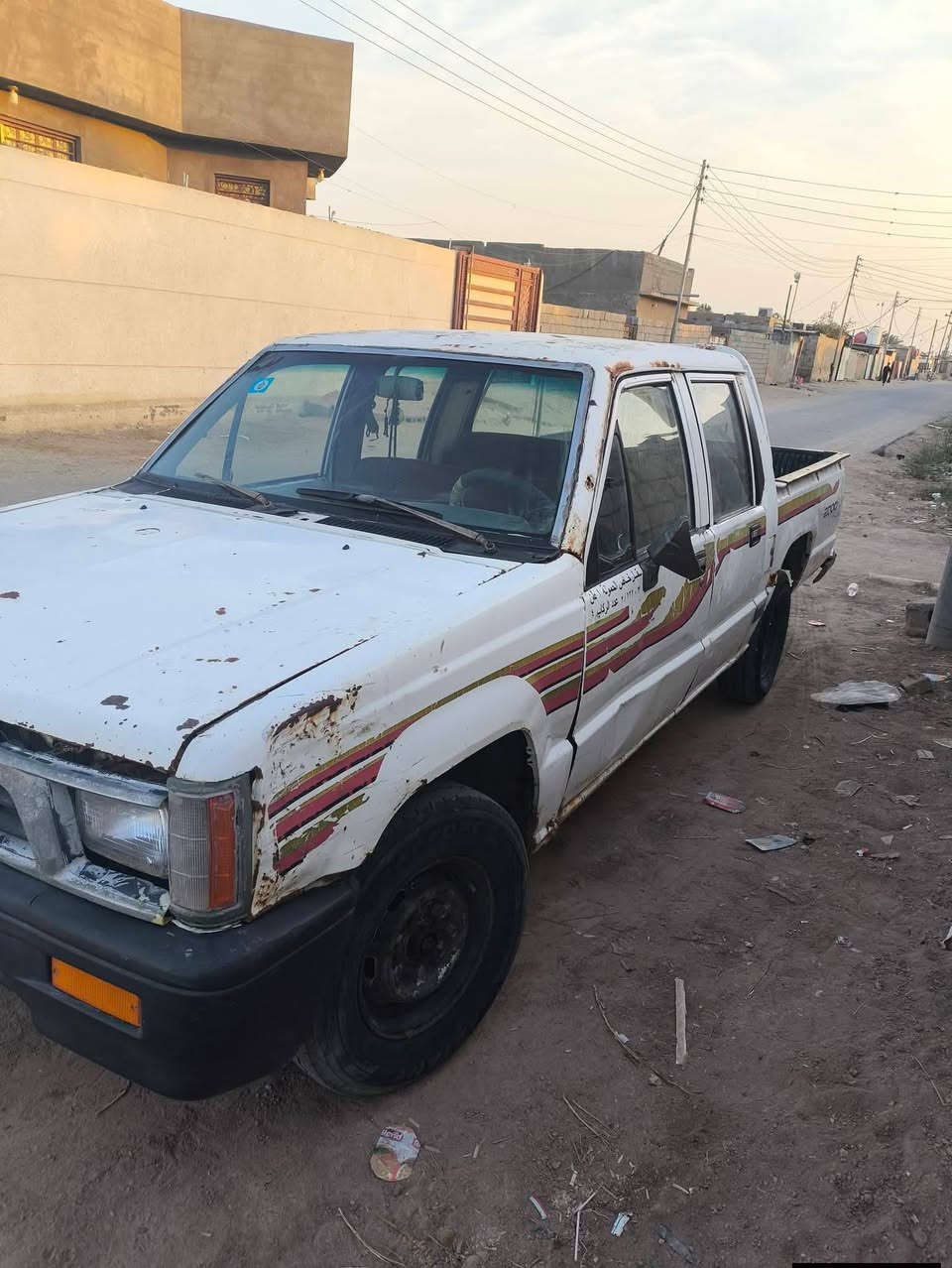 متسوبيشي للبيع رقم بصرة بسمي السيارة مصفرة 25 بيه مجال ***********
