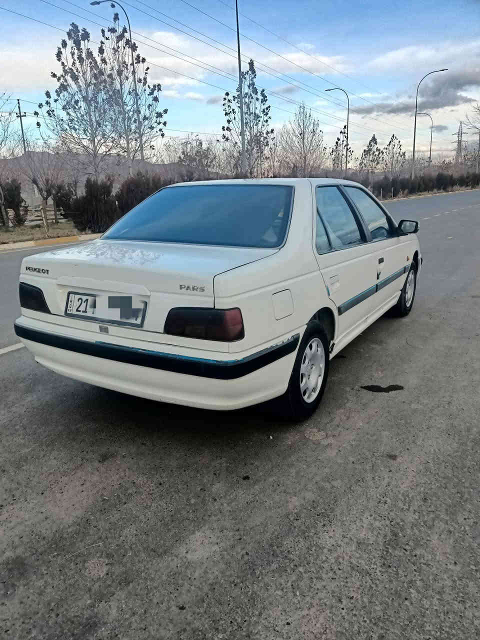 سلام علیکم پژۆپارس 2013 ماشاڵڵڵه سه یاره که جوانه ماڵی فه قیره گئڕمه کینه کاره بای ته برید به شه رت سه نه وی دومانگه ته واوبووه یه ک دوپه ڵه بۆیاخی هه یه ڕه سمی سۆنه ره که یم داناوه به بئ ناوگرتن پئشودوای که پسه سه یاره که  جوارتایه ی لۆکی بۆبه سراوه پئشودوای تندوتۆڵه شوین پئنجوئن ***********فای به ر
