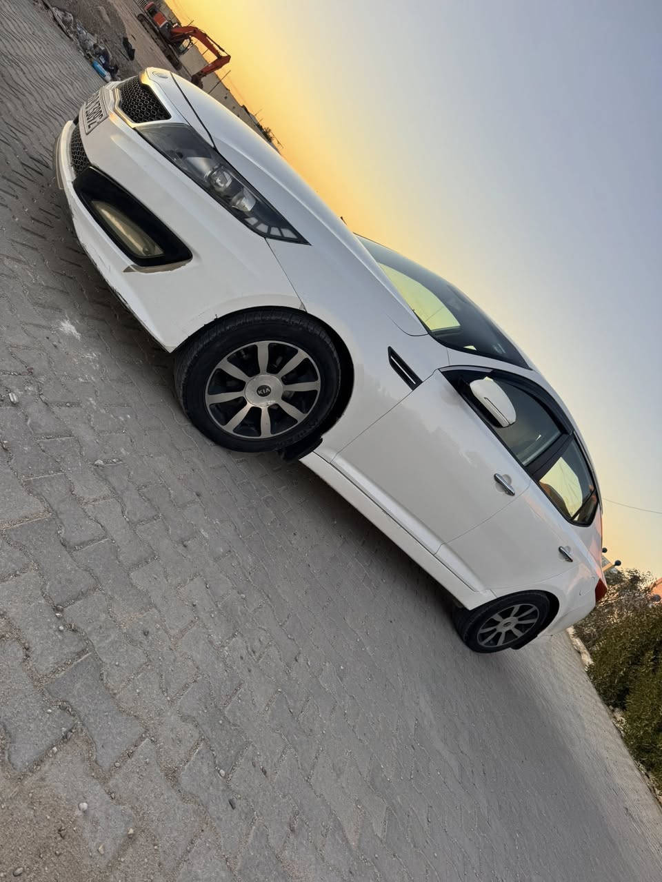 كيه أوبتما ٢٠١١ خليجي بيه جاملغ صبغ صوب الصدر بيه مقطع فيديو اموضح كل التفاصيل مكان السياره نجف مكلف بل نشر صاحب السياره هذه رقمه وتواصل وياه *********** معروضه ١١٨ او بيه مجال
