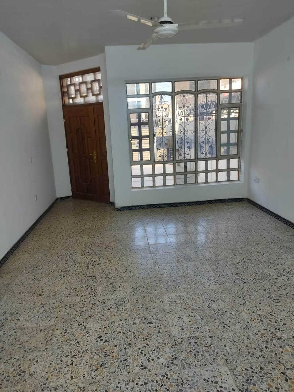 تحية طيبة

شقق مؤثثة وفارغة للإيجار 

(عوائل - موظفين - مغتربين - شركات - مكاتب تجارية)

العناوين :

١- الكرادة داخل - شارع محطة وقود ابو اقلام(عوائل)

٢- الكرادة داخل - الشارع العرضاني (عوائل)

٣- الكرادة - پارك السعدون (عوائل)

٤- الكرادة داخل - شارع شركة الطيف (شركات)

٥- الكرادة خارج - مربع الوردة ماركت (شركات)

للاستفسار عن معلومات اكثر يرجى الاتصال على الأرقام التالية :

***********

***********

العادل للاستثمار والتطوير العقاري Adapazarı, Sakarya
