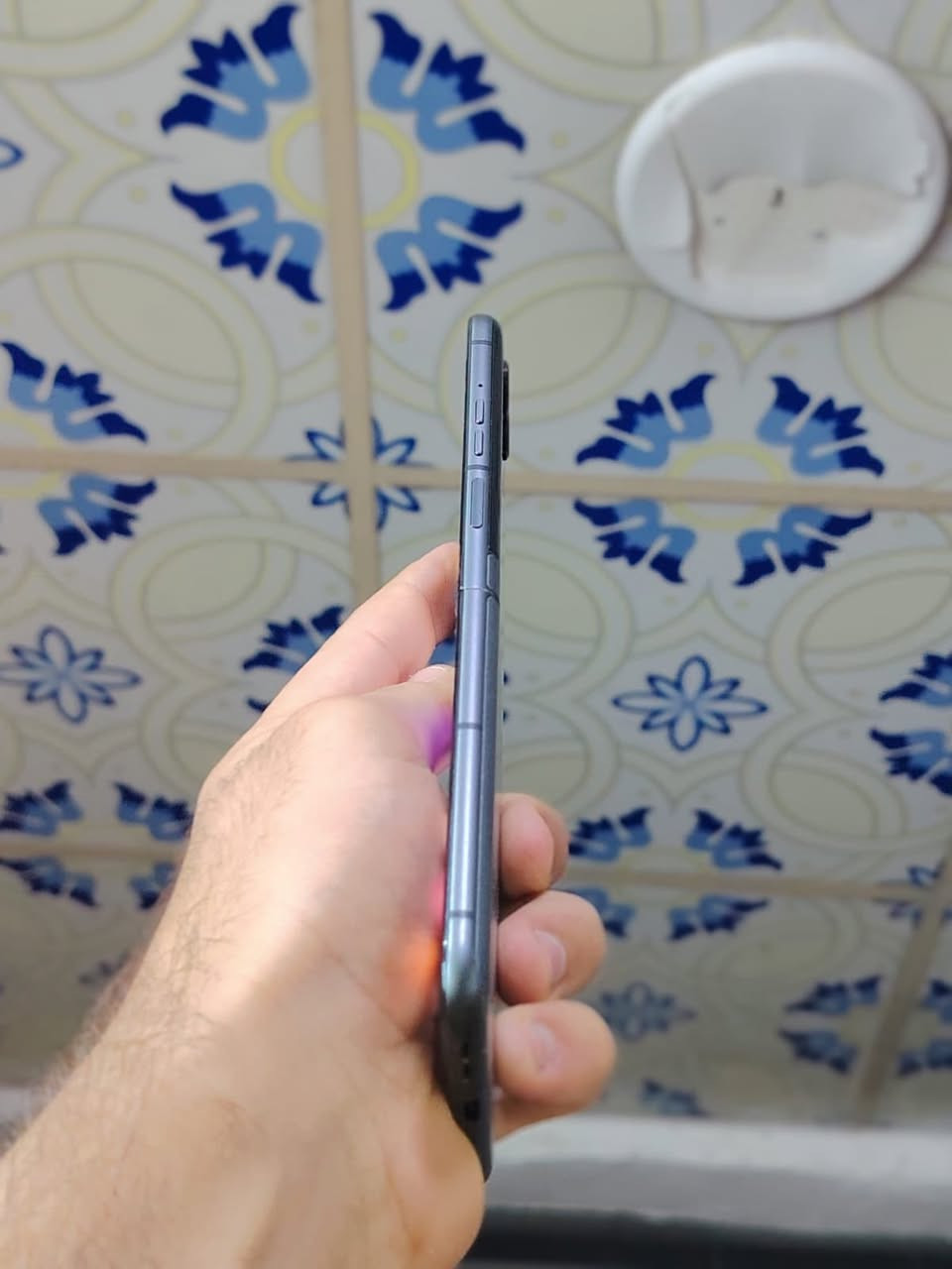 Motorola razr 50s
قابل للطي (Flip)

شاشة بمقاس 6.9 بوصة من نوع pOLED بتردد 120Hz لتجربة تصفح وألعاب سلسة جداً.

المعالج: MediaTek Dimensity 7300x

ذاكرة 256 
ملاحظة مهمه توجد نقطة سودا بشاشة فقط

مماثرة ابدا
سعر 350 بي مجال قليل


**إذا كنت صاحب هذا الإعلان وتريد حذفه لأي سبب، رجاءا أرسل رسالة إلى الدعم الفني**