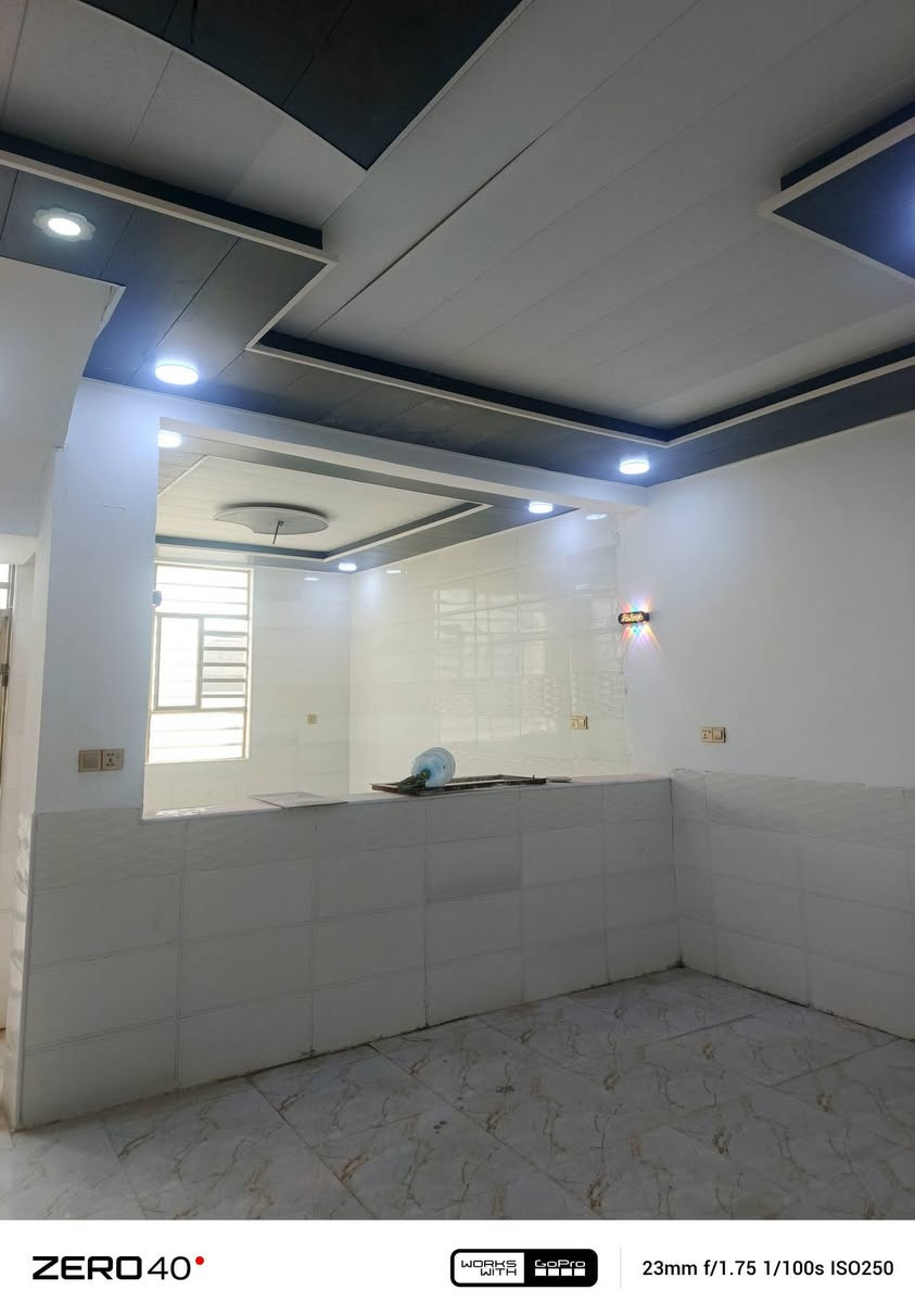 دار للبيع المساحة 150متر غرفتين نوم
دار للبيع 🏡

 شغل نضام تركي كلش مرتب👌🏻

150متر  #سند_25 طابو زراعي

بسعر 55 مليون #قابل_للتفاوض

غرفتين/صاله/مطبخ/صحيات 2/استقبال

كراج كبير/مكشوفه 

ماء/كهرباء/سوق/مدارس/تبليط #عرض_15

#ملاحضه_قرب_100م_لشارع السوك شارع المدرسه الاهليه

الموقع 🏡 نجف/شارع الصب عمود 317

للتواصل

‏‪***********
