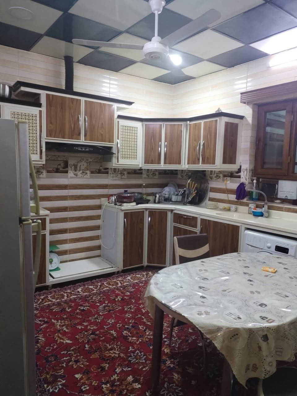 للبيع
بيت ١٠٠ متر مربع رقم بلديه  فول سيراميك سقف ثانوي غرفة نوم ومطبخ واستقبال وصحيات وكراج

مع الاثاث كامل

العنوان كركوك حي الاسرى قرب جامع العدل
السعر ٤٢ مليون
للمزيد اتصل بالرقم
***********
( تابعو صفحتنا لليوصلك لمزيد من المنشورات )

