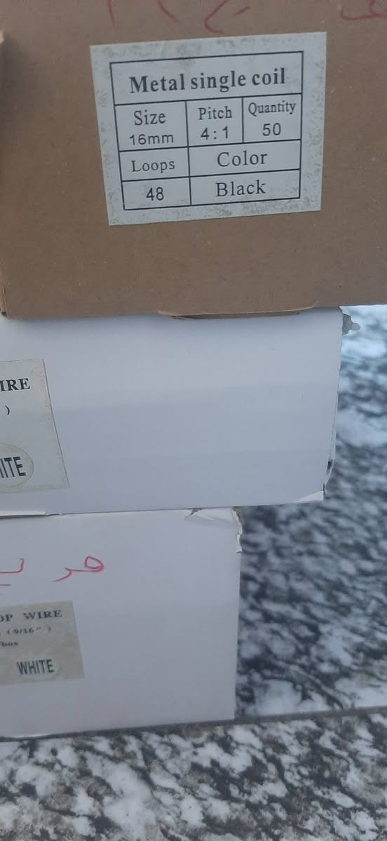 جهاز سبايرول تثقيب يدوي مربع مستخدم نظيف جدا
* السعة القصوى للتثقيب: 20 ورقة (ورق 80غم) أو 4 أغلفة PVC مناسب لورق A4 عملي لتجليد الكتيبات والمجلات  ومناسب للأعمال المكتبية، الطباعة، التجليد اليدوي، المشاريع الصغيرة مع ٤ باكيت سيم مربع ولف 
* بند ورق صور كلوسي قياس A3+  و كلوسي قياس A3
💰 السعر للكل : ١٦٥ الف دينار
🚚 التوصيل متوفر لكل محافظات العراق


**إذا كنت صاحب هذا الإعلان وتريد حذفه لأي سبب، رجاءا أرسل رسالة إلى الدعم الفني**