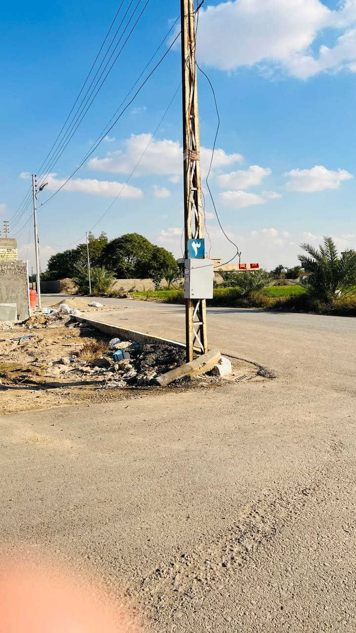 سلام عليكم
🔴قطعة ارض للبيع

📍الموقع : جسر ديالى الكرغوليه الجديد سدة جبور نزله
( مجمع سيد احمد)
٥ دقايق ع قناه  
زراعي سند ٢٥   عقد باسمي 

📍المساحة : 200م واجهة 10 نزال 20 

*شارع الفرعي للقطعة 10م

متوفر : كهرباء ⚡️و ماء 💧

الاستفسار عن السعر :  38 مليون و بيهة مجال

واتساب ⬇️

*********** : رقم الهاتف 
*********** وات ساب
