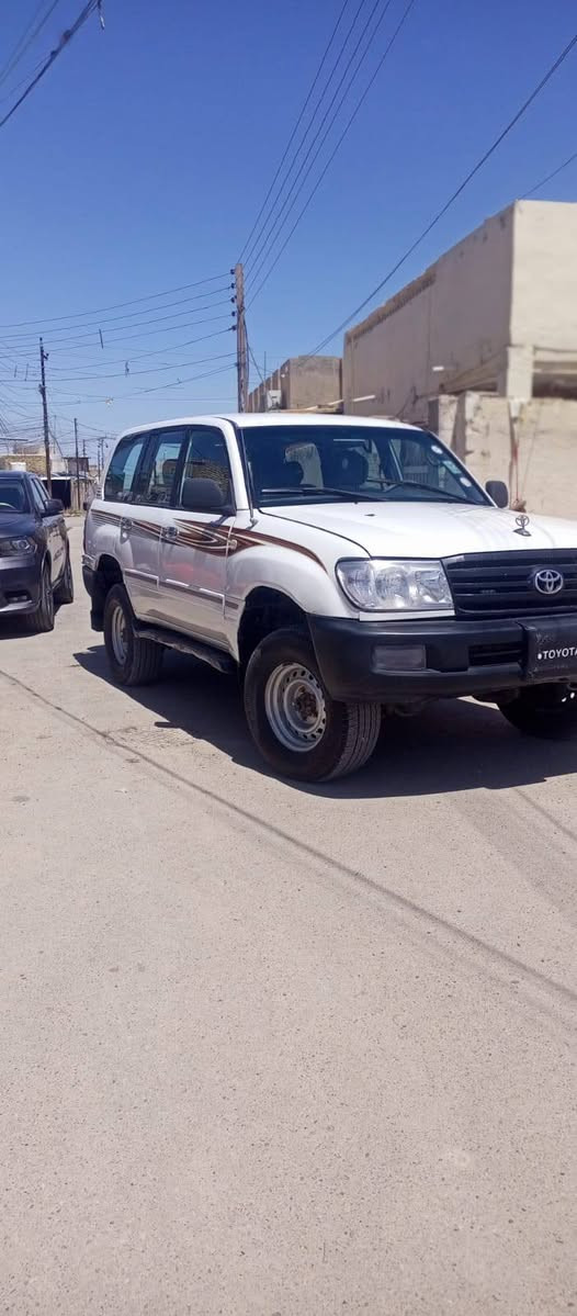السلام عليكم مونيكا موديل 2000 سيارة جديده السيارة جاهزه من تبريد تخم تايير حداديه سيارة جاهزه بمعنى الكلمة مابيها اي نقص رقم كربلاء تحويل ثاني يوم السيارة صبغ عام بدون ضربه او شي فقط صبغ للجماليه كير محرك مكفولة يوجد فيديو توضيحي في المنشور عنوان ذي قار قضاء الفجر السعر المطلوب 90وبيها مجال للطيبين التواصل ع الرقم  ***********
