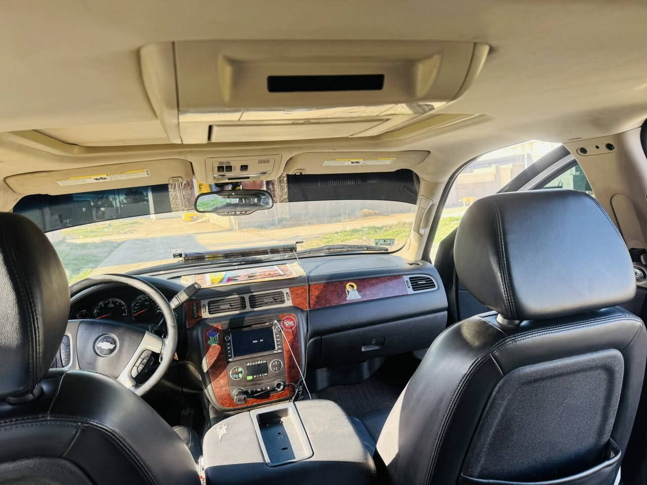 تاهو ادوات  2011 بدون گصة كشنات جلد كهربائي تدفئة وتبريد السيارة نظامين غاز وبانزين  شاشة خلفي وامامي السيارة خير من الله ماناقصها شي فئة LTالسعر 90 وبيها مجال


**إذا كنت صاحب هذا الإعلان وتريد حذفه لأي سبب، رجاءا أرسل رسالة إلى الدعم الفني**