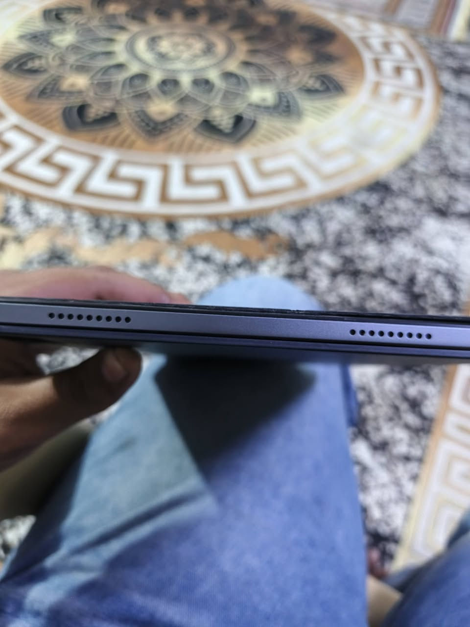 ايباد هونر للبيع باد x8a
ايشغل 60 افريم بوبجي
ذاكره 128 
شاشه 11 اينج 
نضافه 100%بدقت شاشه فول اجدي ابلاص
استعملته اقل الشهر وابوي اخذه بسبب بدت المدرسه 

وبدقت شاشه فول اجدي ابلاص 
ومعدل تحديث 120 هيرتز
وبصطوع 400
الشاشه مثاليه سواء كانت بالدراسه والالعاب ومشاهدت الفيدوهات
ويا يجي كفر مجاني شاشه مجانيه 
وشاحنه 
يجي وياه 4 سماعات سبريو اسبيكر 
السماعه مثاليه للفلام والاغاني والالعاب
وبطاريه 8500

اشتريته 300 الف 
اريده هسه 225 وبي مجال بسيط حك الجيه
الايباد نضيف اي شي ما بي اذا بي شي اني ارجعه وانطيك كل افلوسك
للتواصل ***********
