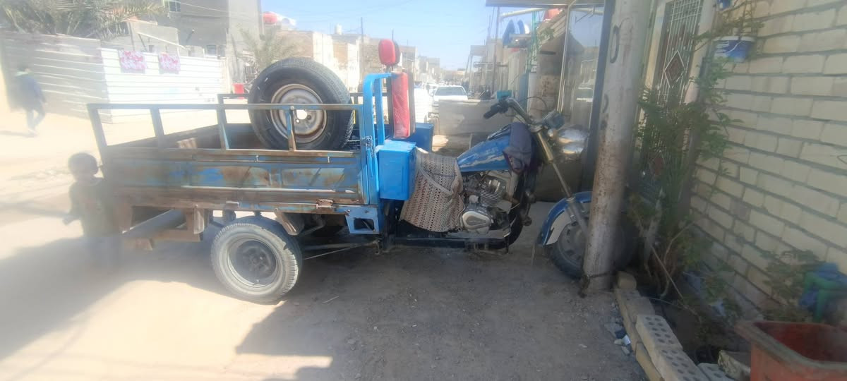 ستوته للبيع مكان نجف حي الميلاد رقم الماني راعيها ما اندله اكاتبك عن السرقه والعشائر ستوته ما عايزه شيء ماكينه جديده  جدد امهات الخطه ماكينه جديده ام الحاسبه السعر 1,600 قفل الشرايه خابرني ***********
