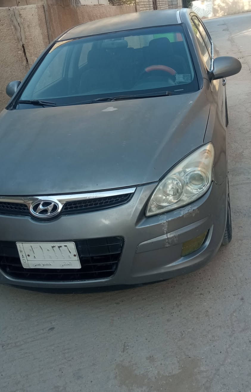 النترا تورنج موديل 2010 حادث جنطة ومصلح يعني حوض السبير وجاملغ خلفي  مصبوغة عام مكينه خيط خفيف كير مابي شي كهرباء زينه تبريد مايشتغل حدادية وسط مكينه 2000 وارد كندي موجودة بالنجف وراعيها بالنجف سنوية ماساقطة السعر 50 قفل لحد يكلي شبيها كلهن ذاكرهن رقمي للتواصل ***********
