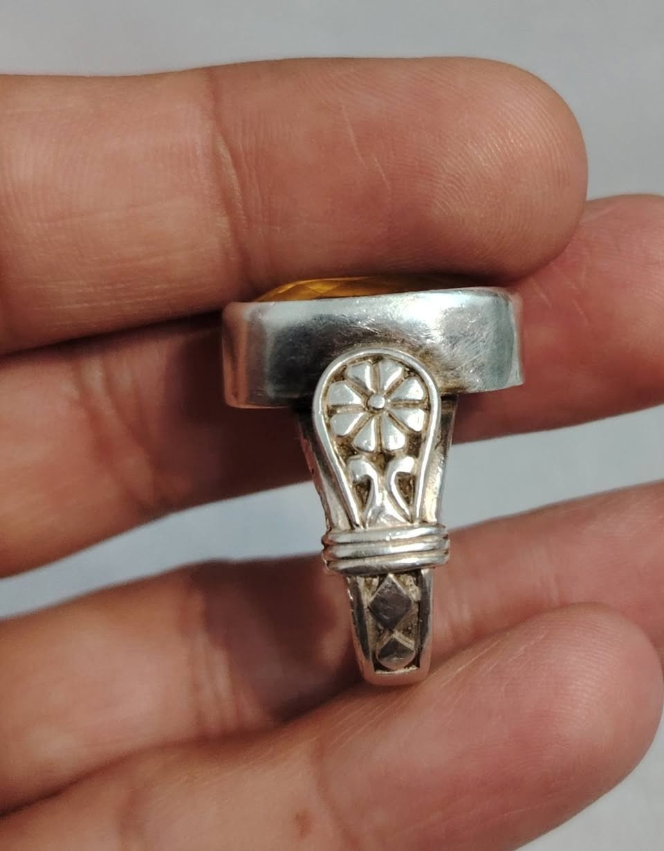 سترين مكتوب( يا حيدر)  صياغه ثقيلة سعر خاص واتساب فقط
***********
