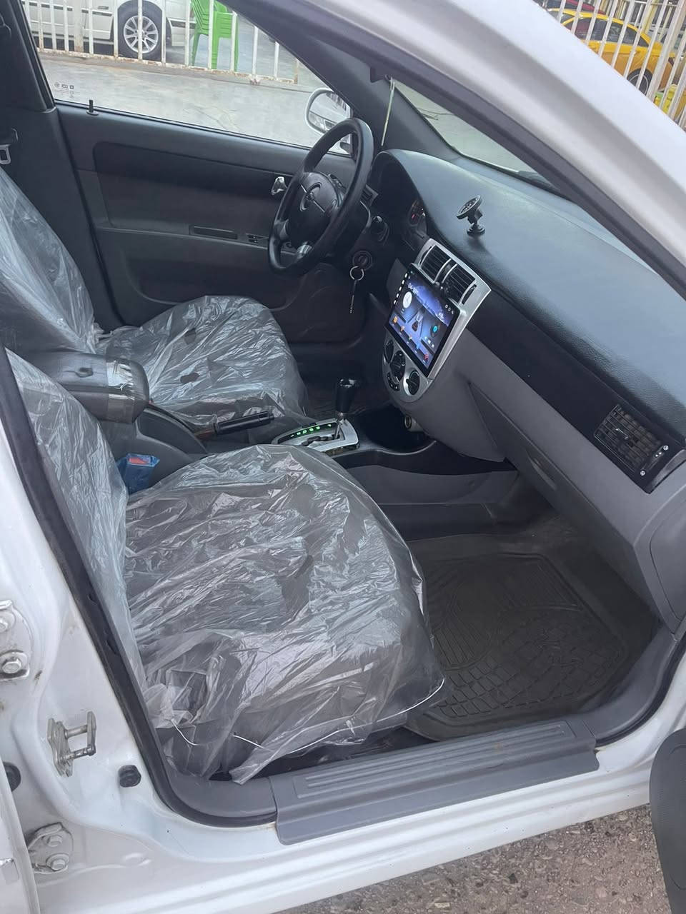 شوفر ليت اوبترا موديل 12 السياره مكينه كير صدر تبريد تخم تاير كله شركه جاهزه ع لاخير مكفوله من الضربه والتبديل فقط بيها صبغ هلال جاملغ امامي والخلفي يم البك لايت الباقي كله ع وضع الشركه سعرها 77 

***********
