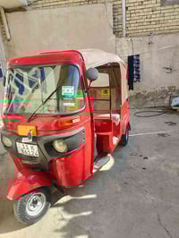 تكتك للبيع موديل 18رقم وسنويه السعر5300المكان حي الكوفه الرقم 07739544...