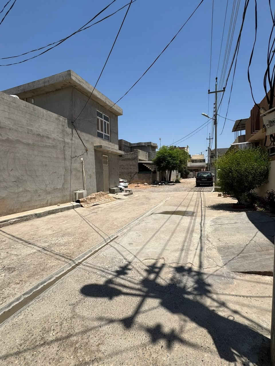 ✅دار  للبيـــــــع// ركـن في  المزرعة بسعر مناسب  ✅ 
 
🏗️📍المــــــــوقع// مزرعه _ فرع صالح باجلان  _ او روضه تفائل النموذجي 

✏️المســـــاحة/ 100م مربع / طابـــــــو زراعـي

🚩 الدار  ؛؛  طابق الاول ( غرفة نوم _ صحيات داخلي وخارجي _ استقبال مطبخ _ هول داخلي _ طرمه 

🏳️ موقع رائع    _ قرب السوك  _  بناء جديد

السعر // 64 مليون وبي مجال 

🏫📚نستقبل جميع عروض البيع و ترويجها بإعلانات 

للمزيد من التفاصيل الاتصال او المراسلة خاص  ***********
 📍موقع المكتب  📌 خانقين - المزرعه
خلف جامع الهدايه
