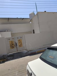 دار للبيع العماري قطاع 5 كامل مكمل خدمات ماء مجاري تبليط بعد 100 متر ع...