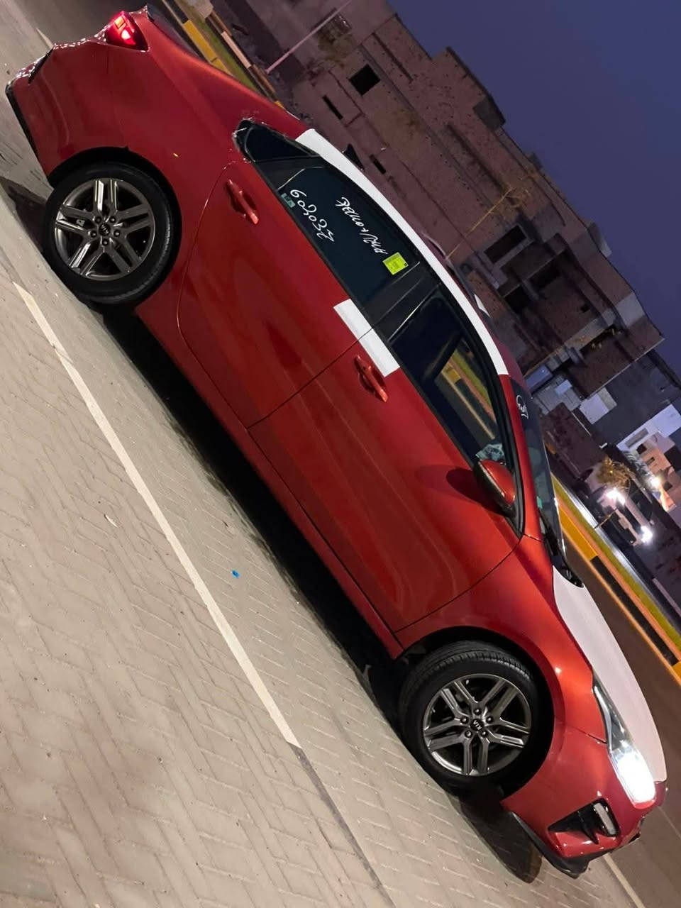 سلام عليكم
ادوات ادوات كصه جنطه.  #دخول #جديد
كيه فورتي موديل 2020    #لون مشمشي مميز 
فول مواصفات 
فتحه سقف 
شاشه كار بلي + كامره 
رادار امامي + حساسات 
لد امامي خلفي 
كشنات جلد + تدفه تبريد كشنات 
منضومه زينون 
مكينه كير كارتون 
تبريد ثلج 
حداده زيرو 
تخم تاير + تخم ويل جديد
سياره جديده وجاهزه 
ارقام وسنويه شمالي نكليزي
عنواني البصره ***********
