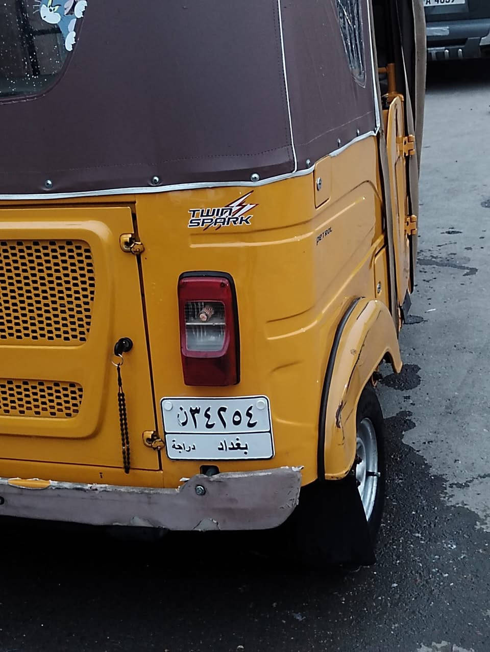 سلام عليكم تكتك للبيع مديل ٢٠٢٣ تكتك جديده مكفوله كفاله عامه ماعده مكينه مبدل بوشه وبستم ولباقي مكفول تجي وتشوف بعينك مكاني بغداد لشعله *********** 
لسعر 9
