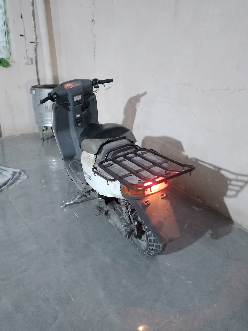 دراجه بيكم جانت متروكه اليوم بدلتلها بوشه وبستم اصليات كابريته تفصيخ اصليه دراجه شغاله كهربلائيات كلها شغاله بس سلف مابيه دراجه كلشي معايزها بس تنضيف كابريته مامنضفه كبل شديدها. مكاني كربلاء حي العامل قفلللل ١٥٠ قفلللل قفلللللل ***********
