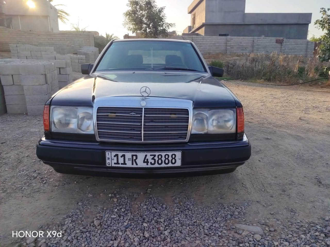 السلام عليكم مارسدس دب موديل 92 بيها مكينه 3000بطه غاز بانزين
تبريد شغال غرفه حلوه لايت جديد محوره زنون تخم تاير باتري جديد
صدر امامي خلفلي جديد
السياره بدون صبغ صبغتها الابلادي
بيها بعض الاخياسات صلحتهن توني دعاميات زوج جدد توني شادلهه فيت بم جديد فلتر جديد السعر 55وبيها مجال
رقمي ***********
مكاني بغداد او ديالى

